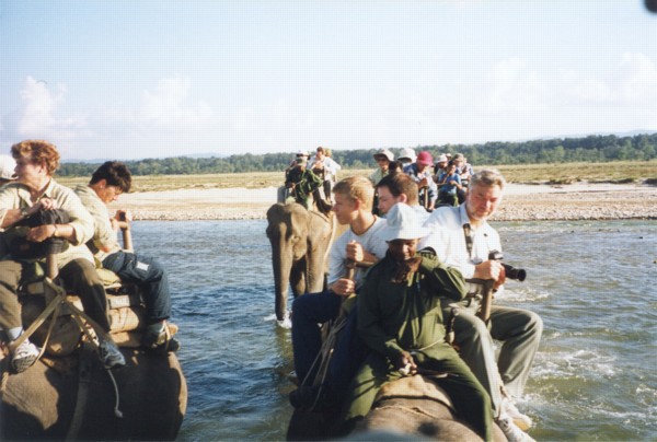 Rush hour at Chitwan [2/11/99]