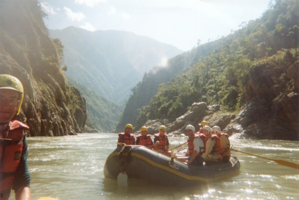 Rafting on the Trisuli [30/10/99]