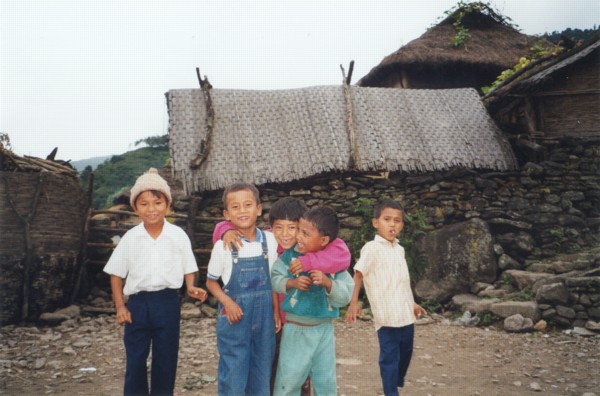 Kids from small village above campsite [20/10/99]