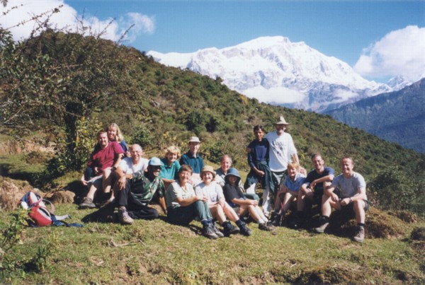 Group with Lamjung Himal in background [23/10/99]